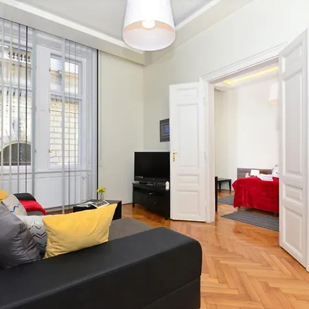 Luxury Opera Будапешт