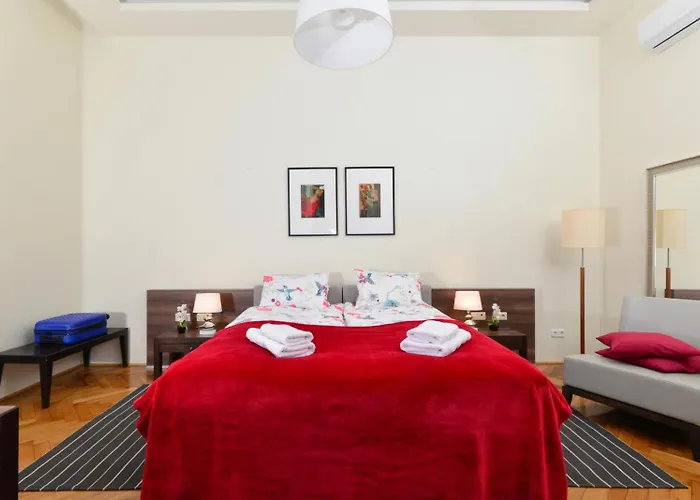 Luxury Opera Daire *