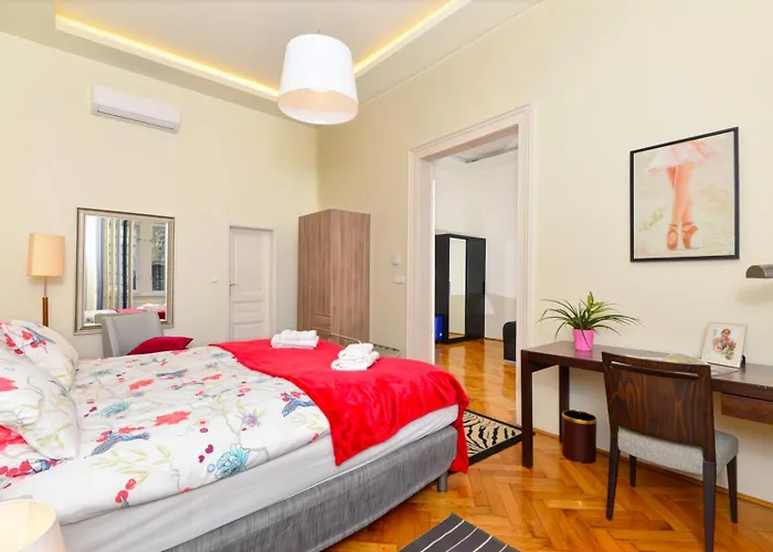 Apartament Luxury Opera