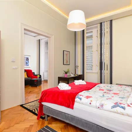 Apartment Luxury Opera Budapest